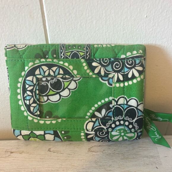Vera Bradley Green Cupcake Bifold Wallet Blue Paisley Cotton with ID Window - Picture 5 of 7
